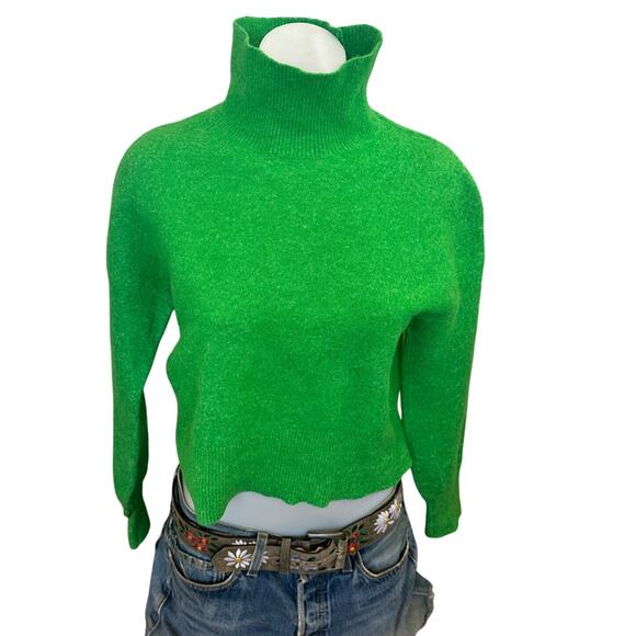 Samsoe Kelly Green Turtleneck Sweater SMALL Soft Wool Alpaca Cropped Bright $300 - Picture 1 of 8